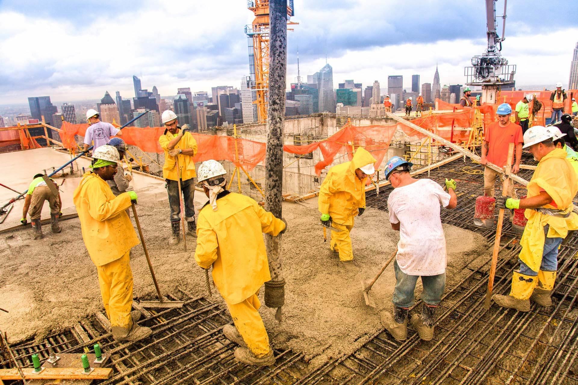 Hudson Yards Topping Out Concrete Pour 04 - courtesy of Joe Woolhead