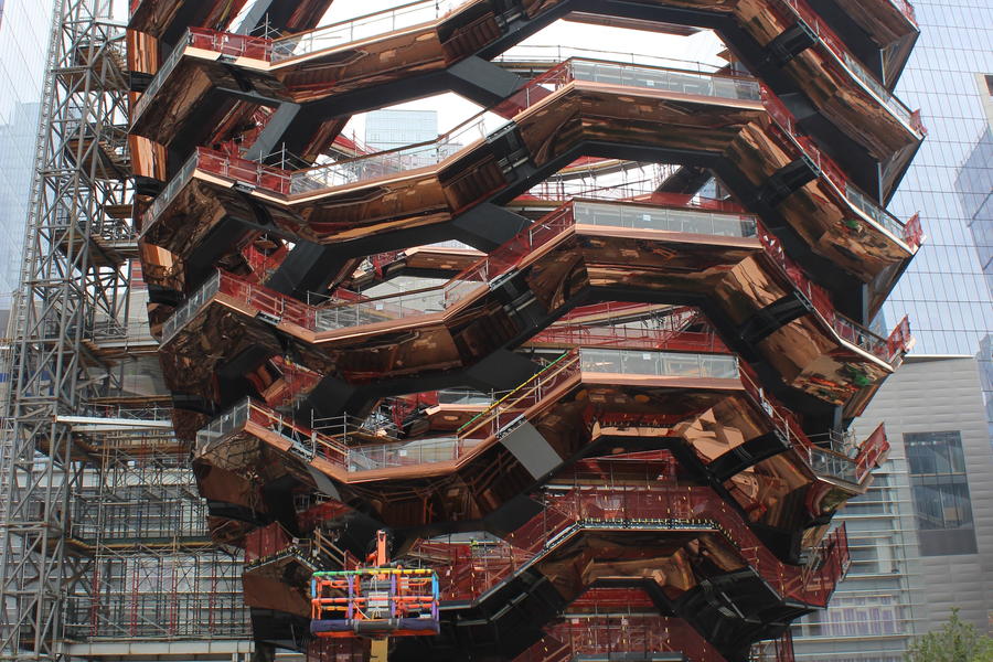 Vessel Image Vertical