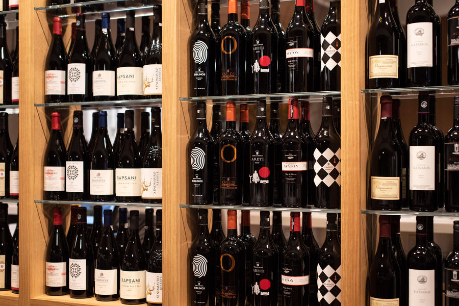 milos wine bar