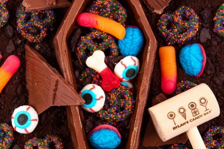 dylan's candy bar halloween