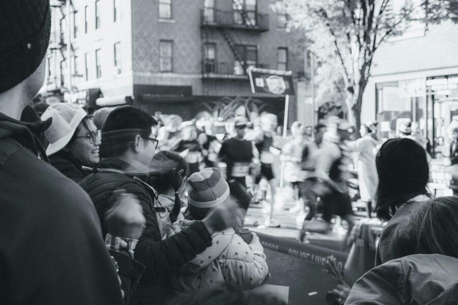 people watching marathon