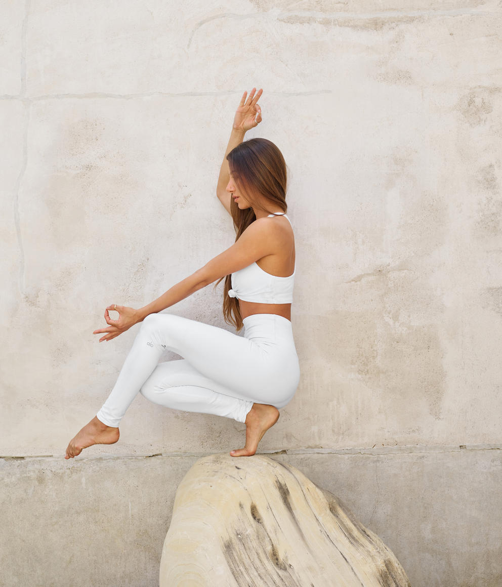 Alo Yoga Opening