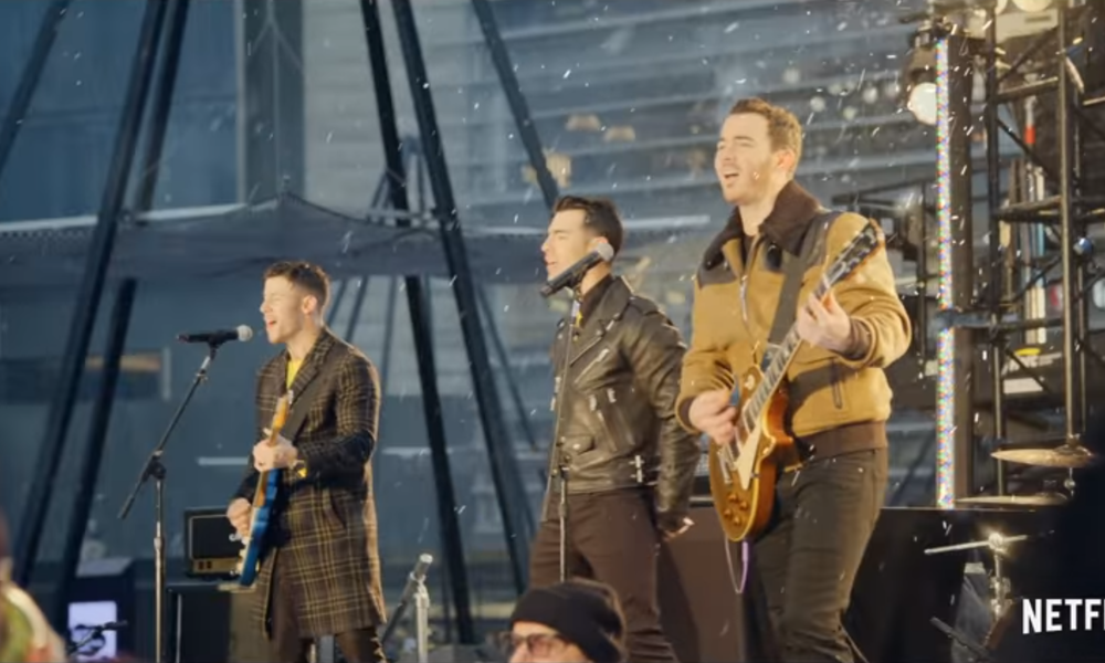 Join the Jonas Brothers on the road with Waze